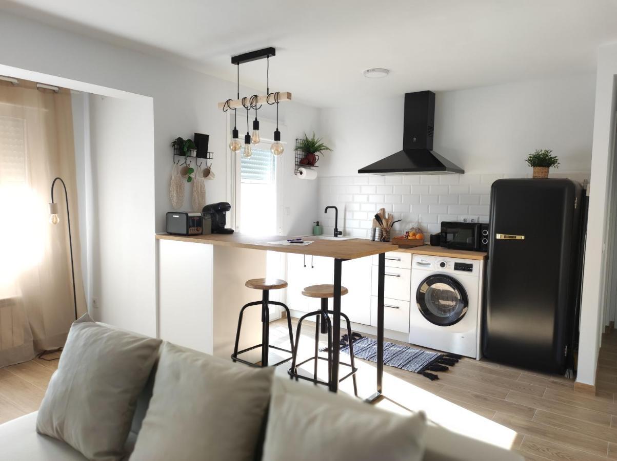 Apartamentos La Casa Del Maestro Alhama de Aragón Eksteriør billede